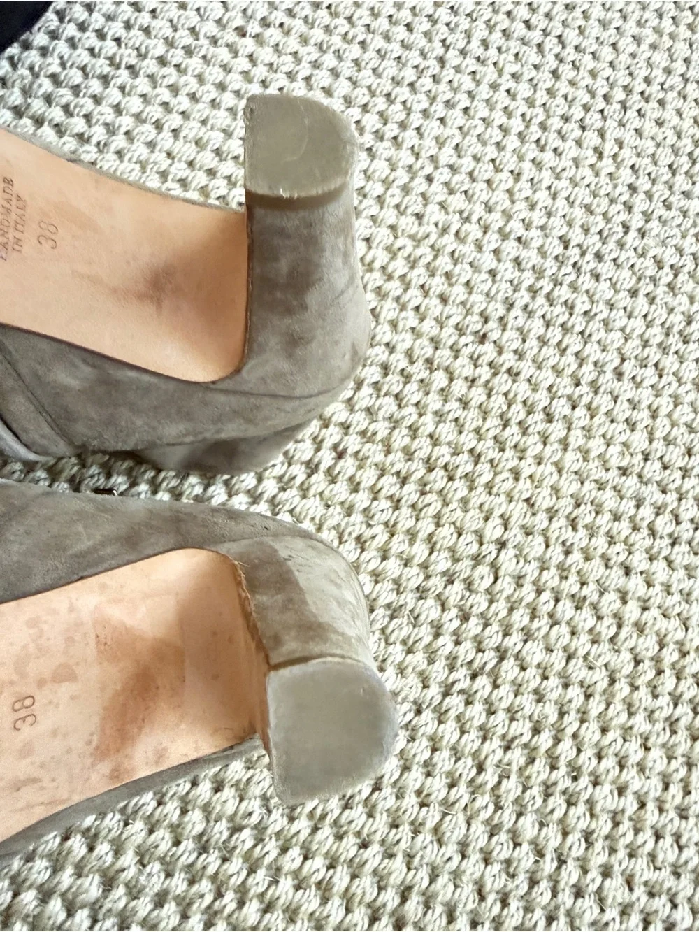 Like New Sarah Flint Perfect Sophia 85 Suede Booties in Taupe